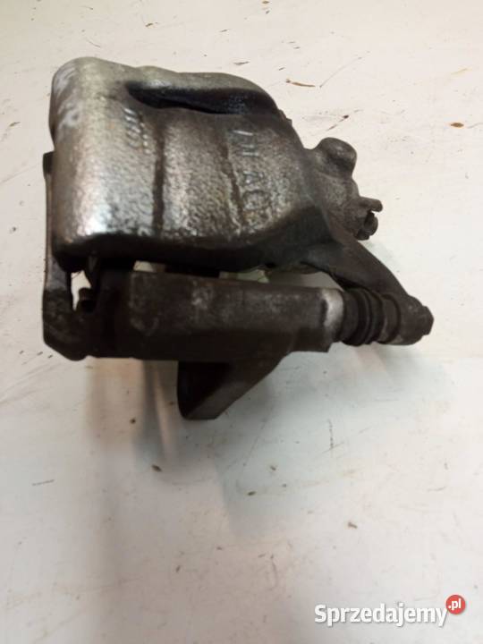 ZACISK HAMULCOWY PRAWY PRZÓD 20 TDI Skoda Karoq Rok produkcji 2023 sprzedam