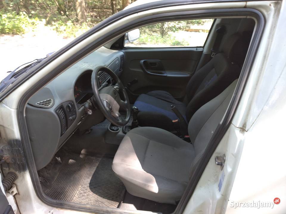 Volkswagen caddy 19 TDI 90 manualna