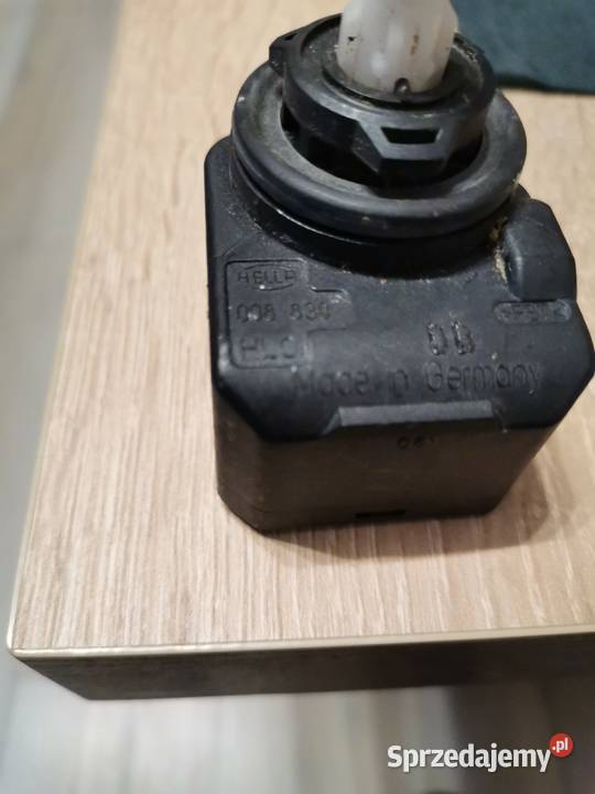 AUDI OPEL PORSCHE REGULACJA POŁOŻENIA LAMPY Międzychód