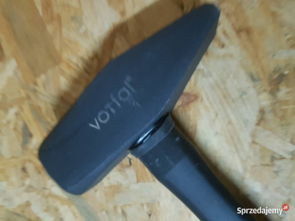 MŁOTEK ŚLUSARSKI FIBERGLASS MŁOTKI 2000 G włókno sprzedam