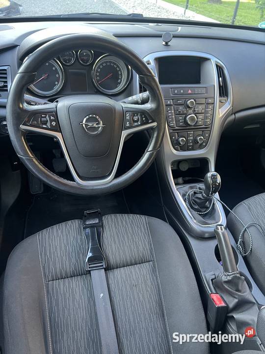 Opel Astra J 16 CDTi z 2015r Pawłowice