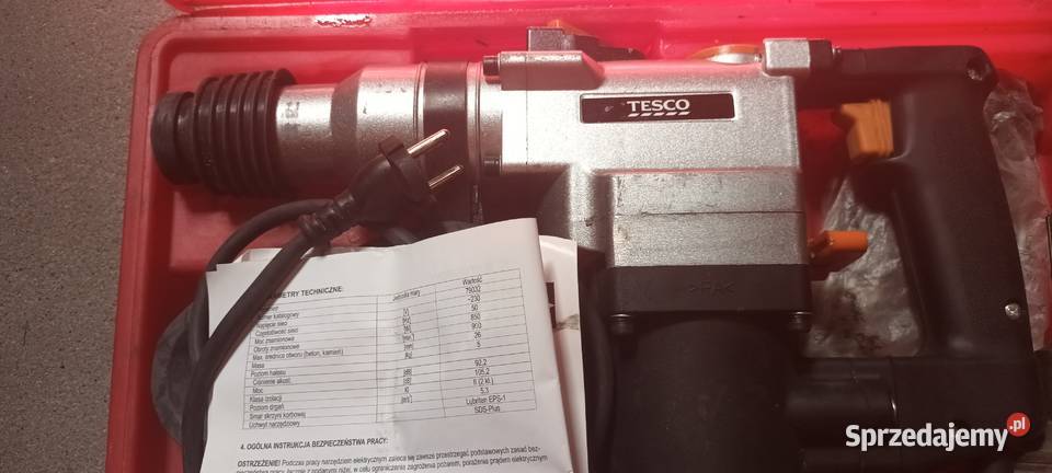 Młot udarowy TOYA 850 W 900min w walizce