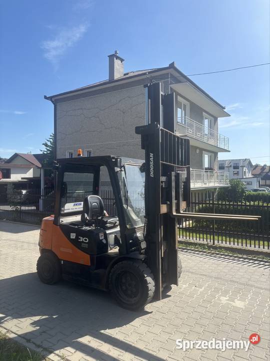 Wózek widłowy doosan 3t 20132011 Ropczyce