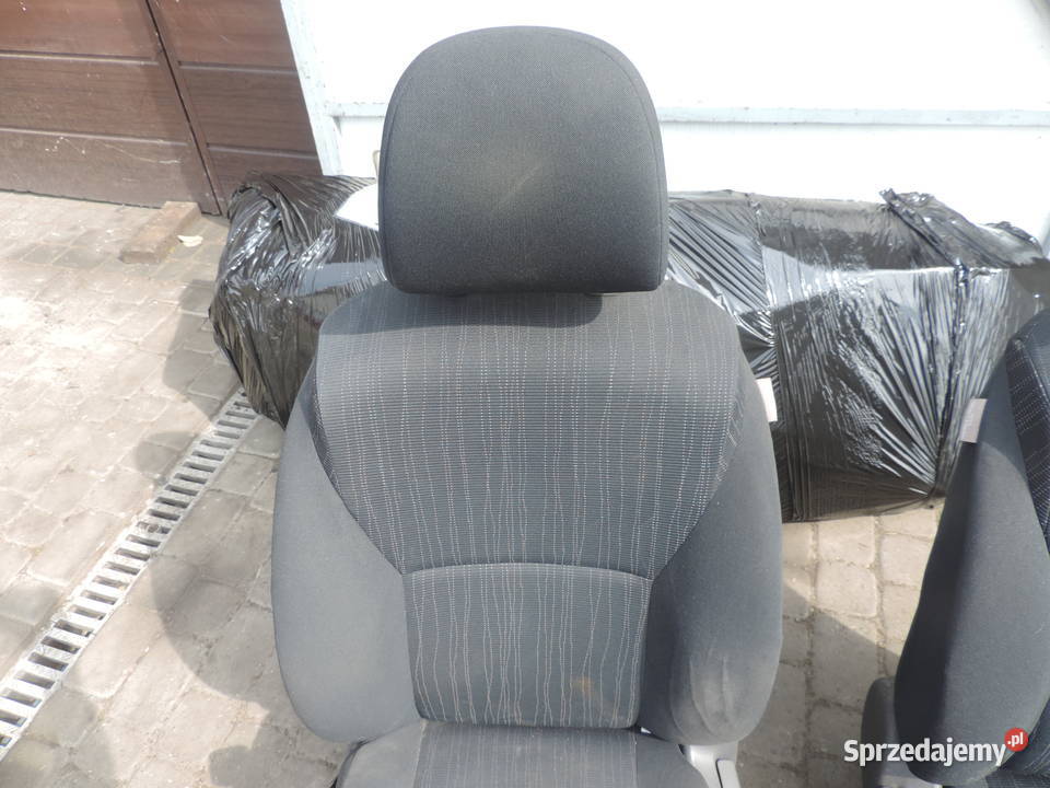 FOTEL LEWY PRAWY TOYOTA AURIS 1 5D Nowy Sącz