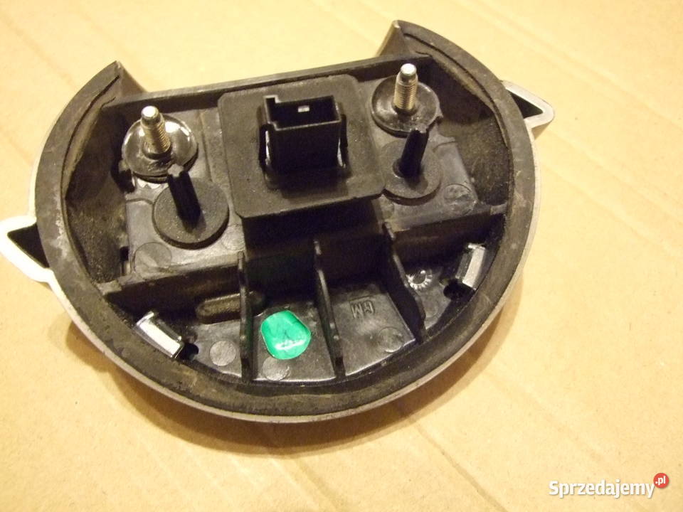 Znaczek Przycisk klapy mikrostyk Opel 13424603 Motoryzacja podlaskie Białystok