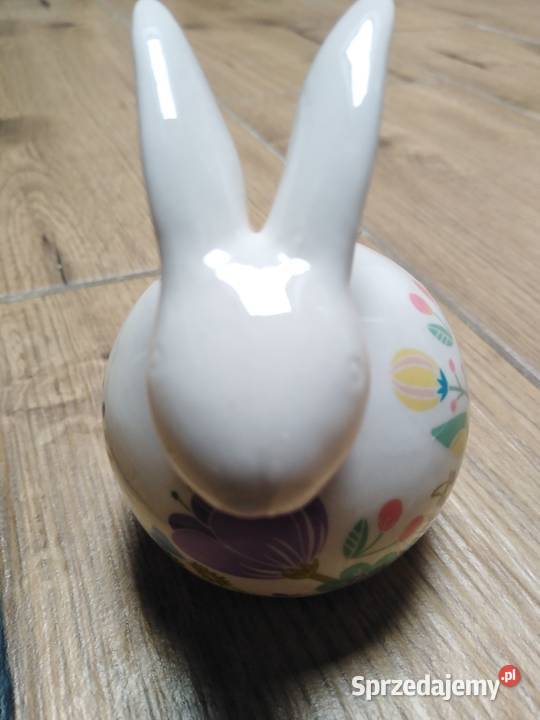 Wielkanocny zajączek figurka w kwiaty Nowa Karczma