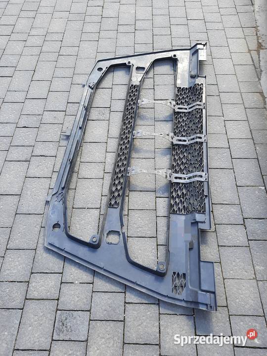 Atrapa grill dolny Volvo FH 4 ciężarowe Części samochodowe świętokrzyskie Staszów