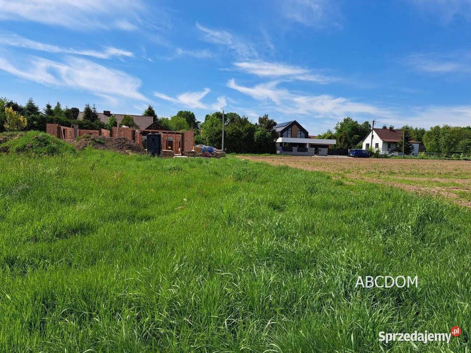 Śledziejowice 5 pokoigarażdziałka 700m2 Sprzedaż sprzedam
