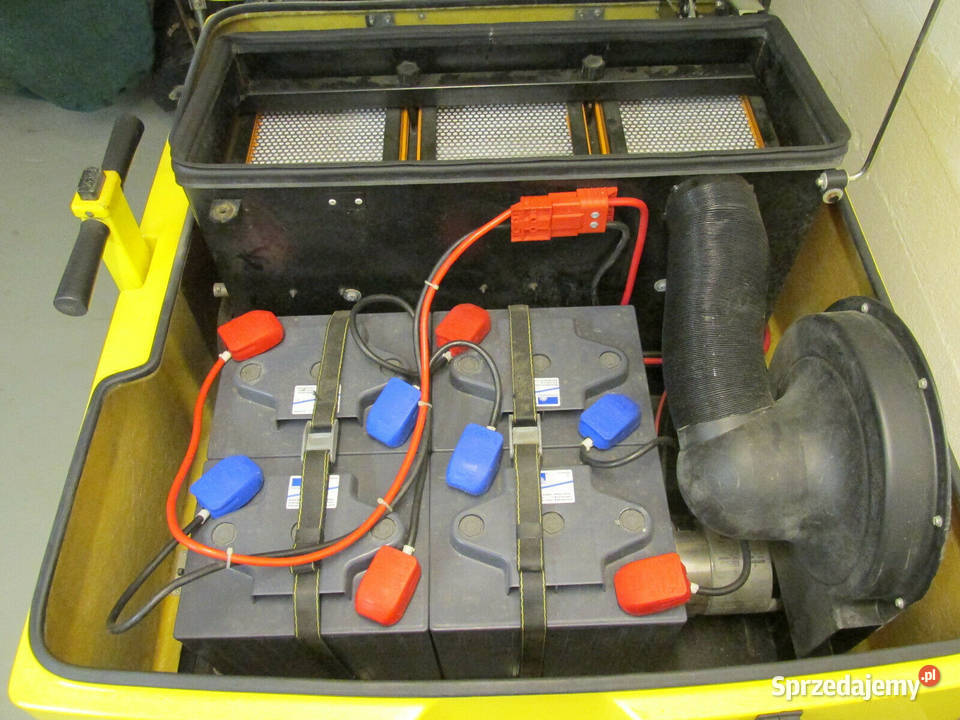 Zamiatarka samojezdna Krcher KMR 1200 BAT śląskie sprzedam