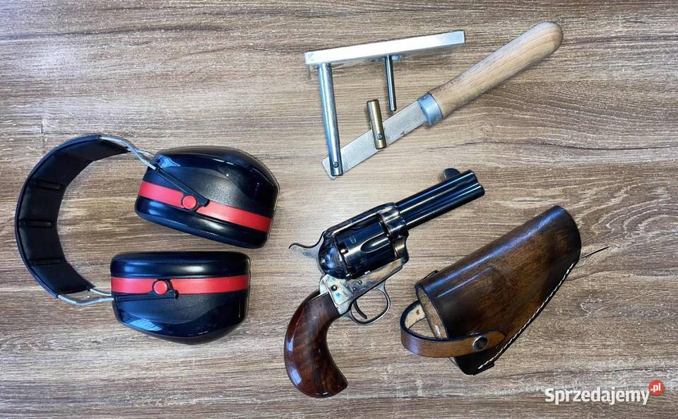 Rewolwer czarnoprochowy uberti 1873 35 cal 44 Pozostałe