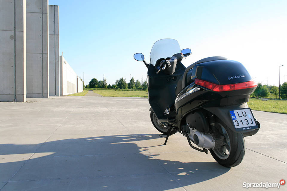 Skuter Piaggio X8 125 3 kat B przygotowany do Motoryzacja Lublin