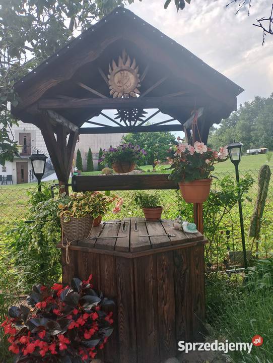 Nowoczesna zabudowa studni Shou Sugi Ban z Pozostałe Połaniec sprzedam