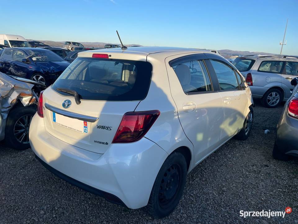 TOYOTA Yaris III 12 100 Hybride Cacharel DV170 Hatchback Toyota podkarpackie Rzeszów