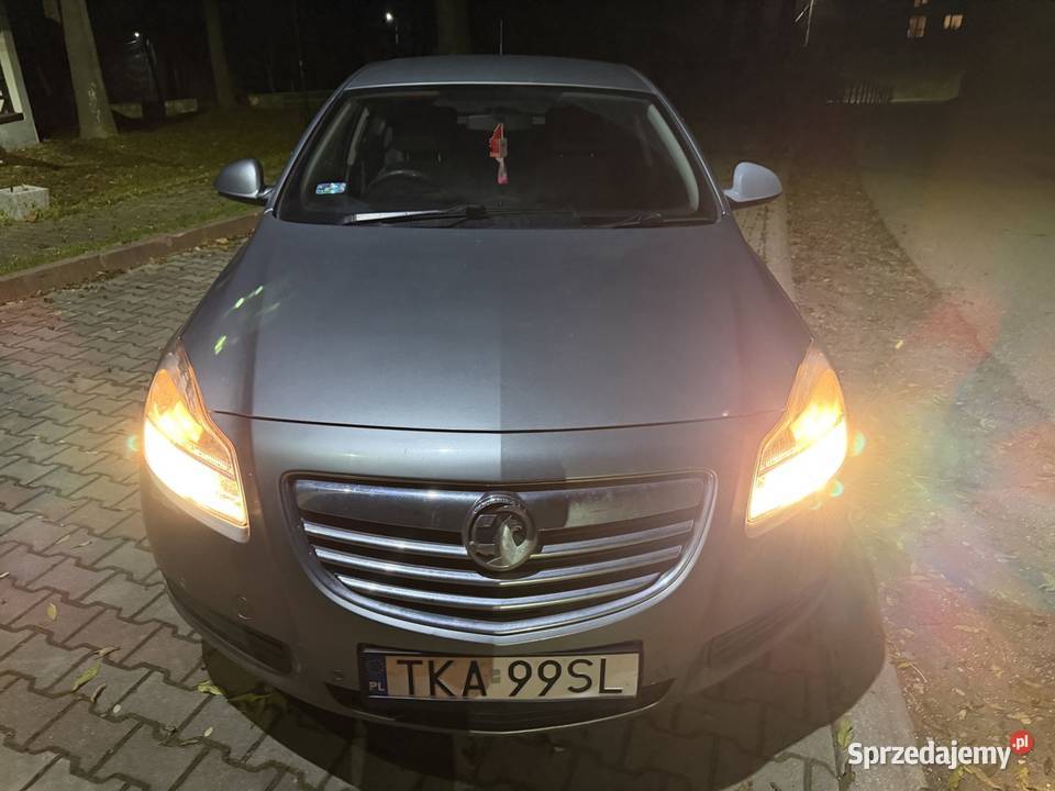 Opel insignia 20diesel Anglik zarejestrowany Rok produkcji 2010