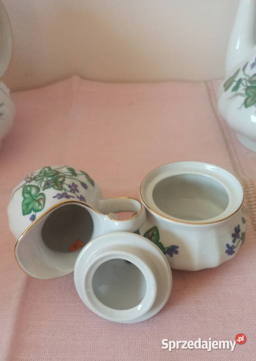 Biały dzbanek z przylaszczką Anemone Hepatica sprzedam