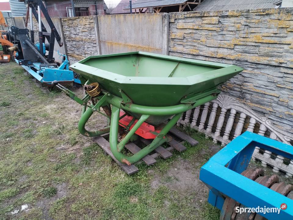 Rozsiewacz do nawozu AMAZONA 600l Przyłęk
