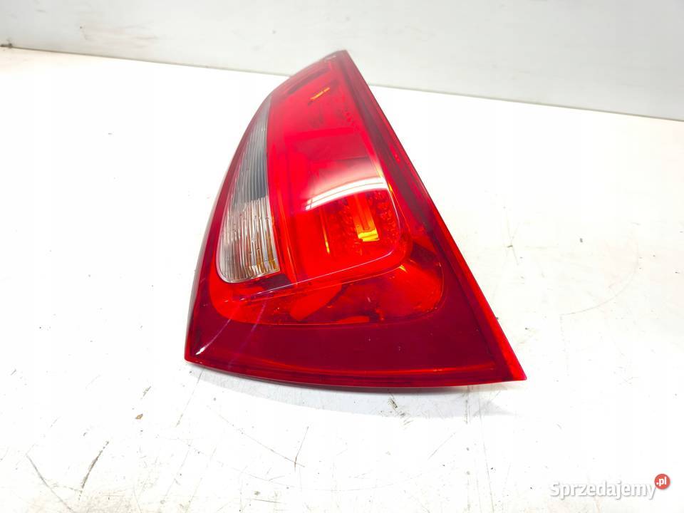 LAMPA PRAWY TYŁ W KLAPĘ AUDI A1 8X 8X0945094E Części samochodowe