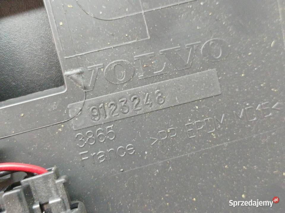 SCHOWEK PRAWY PASAŻERA DESKI 9123248 Volvo C30 I