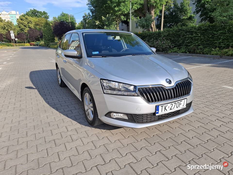 Pierwszy właścicieloryginalny lakier radio Fabia świętokrzyskie