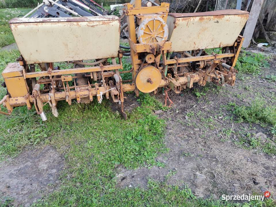 Siewnik pneumatyczny do kukurydzy 4 rzędowy Czyżew