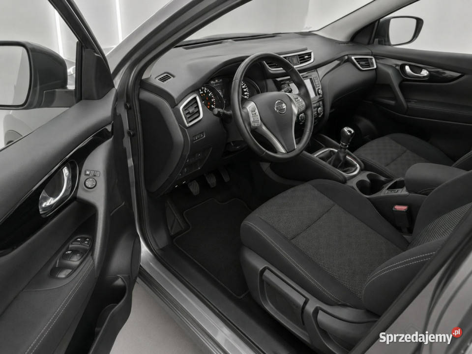 Nissan Qashqai kamera cofanianawigacjaopłacony serwisowany w ASO Żabno