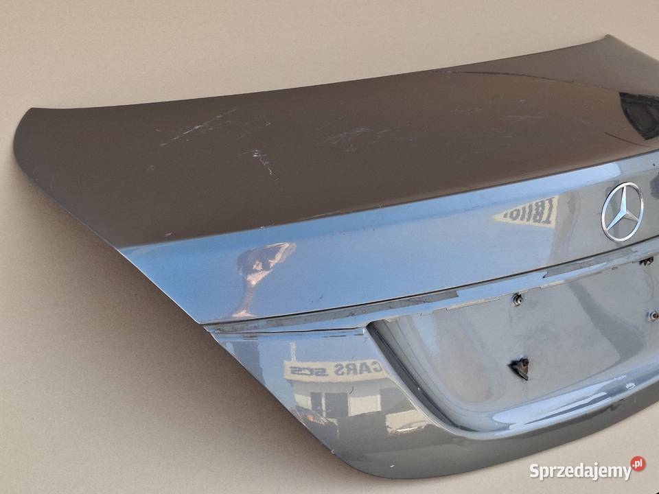 MERCEDES CKLASA W205 SEDAN KLAPA BAGAŻNIKA Bieleń