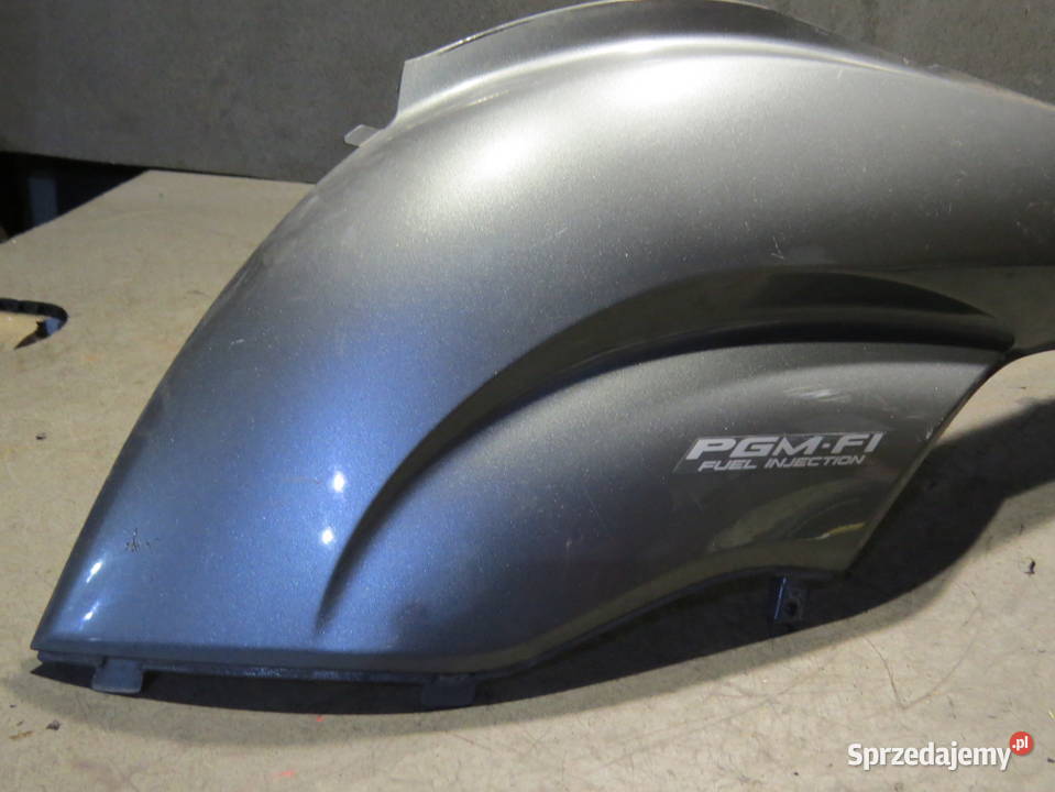 HONDA SH 300 SH300 300I 2010 bok boczek owiewka Gdańsk