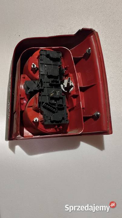 Lampa tylnia lewa Passat B5 FL kombi wielkopolskie Dolsk