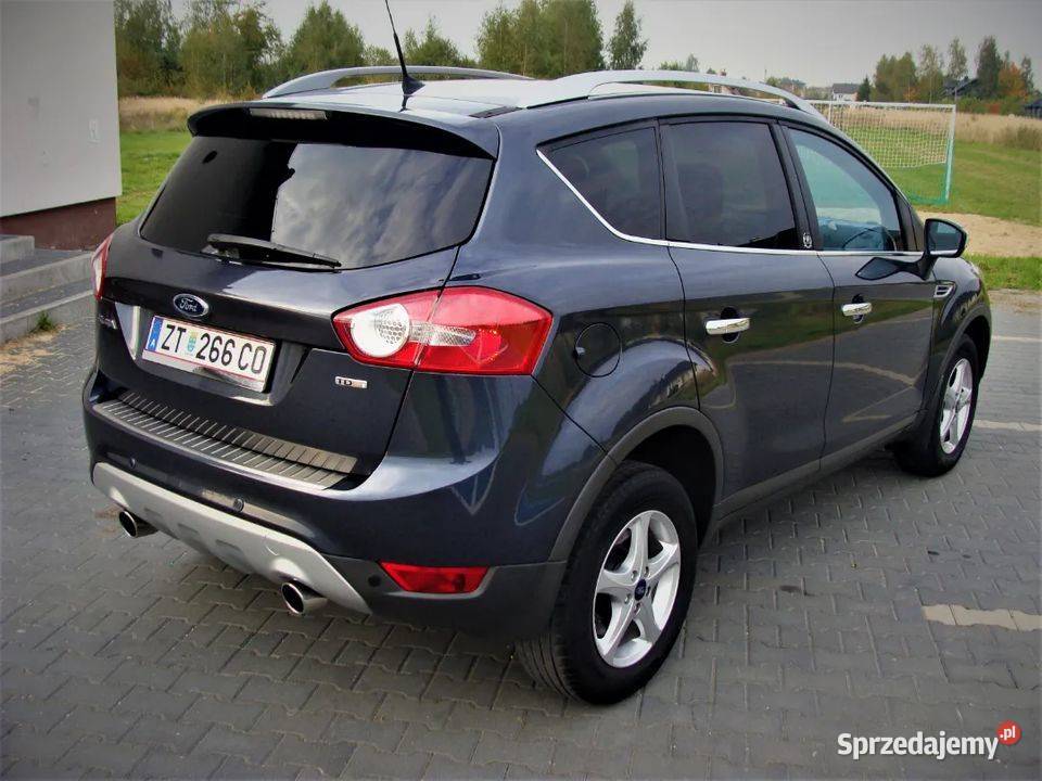 Ford Kuga 4WD titanium skóra panorama Navi skórzana tapicerka