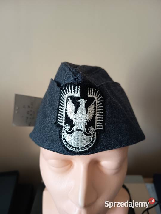Furażerkaorzeł wyszywany nicią Militaria