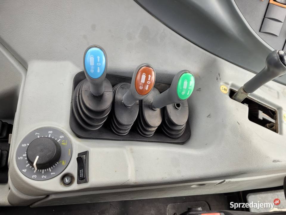 Valtra N95 HiTech tur Zaklików sprzedam