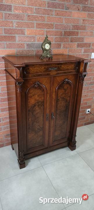 Ekskluzywna bieliźniarka Ludwik Filip antyk Łagów