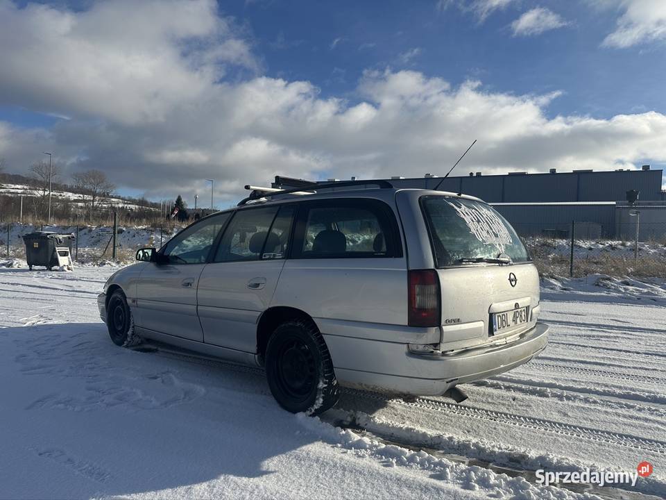 Opel Omega 25 TDS 1999r Spaw Hydro Przelot manualna Nowa Ruda