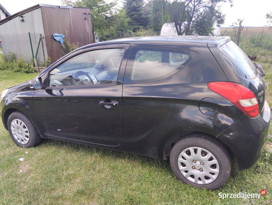 HYUNDAI I20 14CRDI na części kod lakieru FR 230000km Kielce