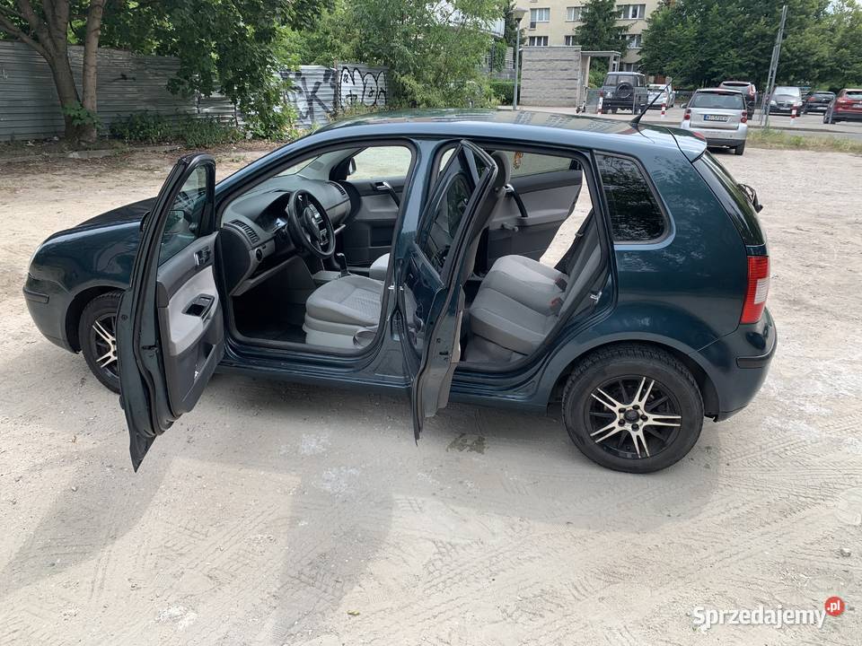 Prywatny samochód w stanie technicznym Warszawa