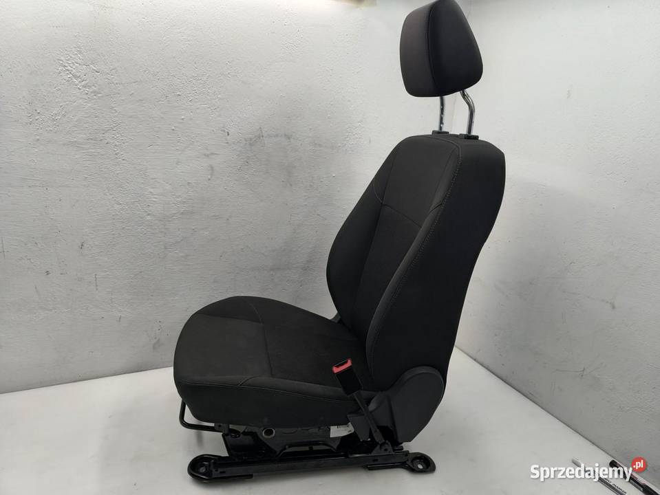 FOTEL PRAWY PRZÓD FORD FOCUS MK3 LIFT osobowe sprzedam