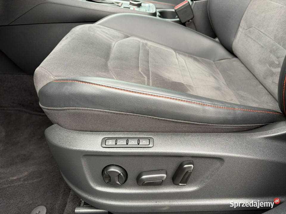 Seat Ateca WD6758R15 TSI FR DSG Podgrzf I kier Pępowo