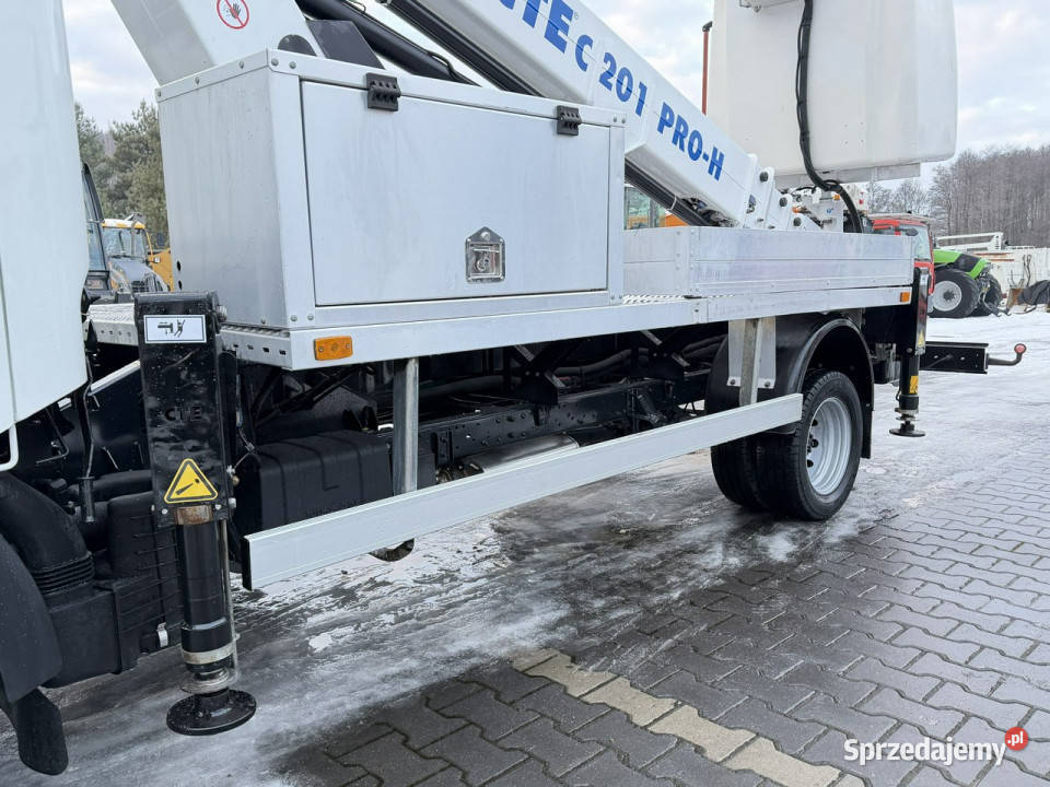 Nissan Cabstar Podnośnik Koszowy 20m CTE 201 PRO Widełki