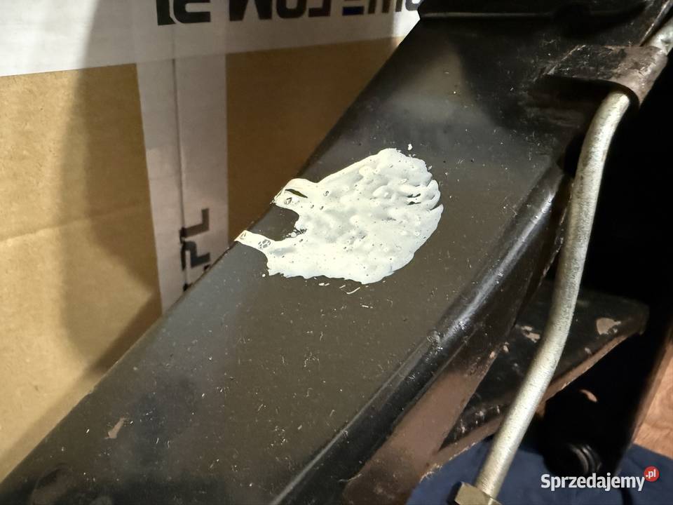 Nowe wahacze Fiat 126p Orygnał FSM Wahacze