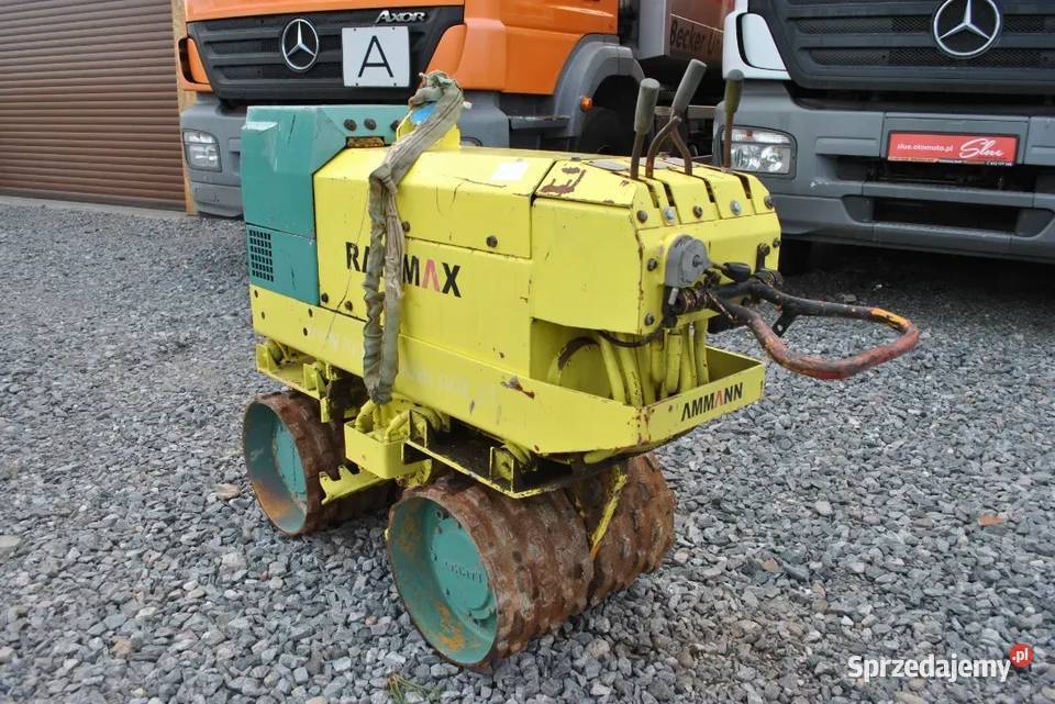WALEC OKOŁKOWANY RAMMAX RW 702 Moc 63 Kv Waga pomorskie Sierakowice sprzedam