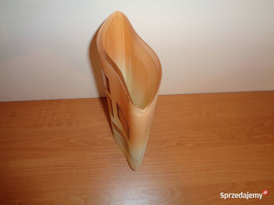 Wazon szklany firmy DECOGLASS odcienie pomarańczowego