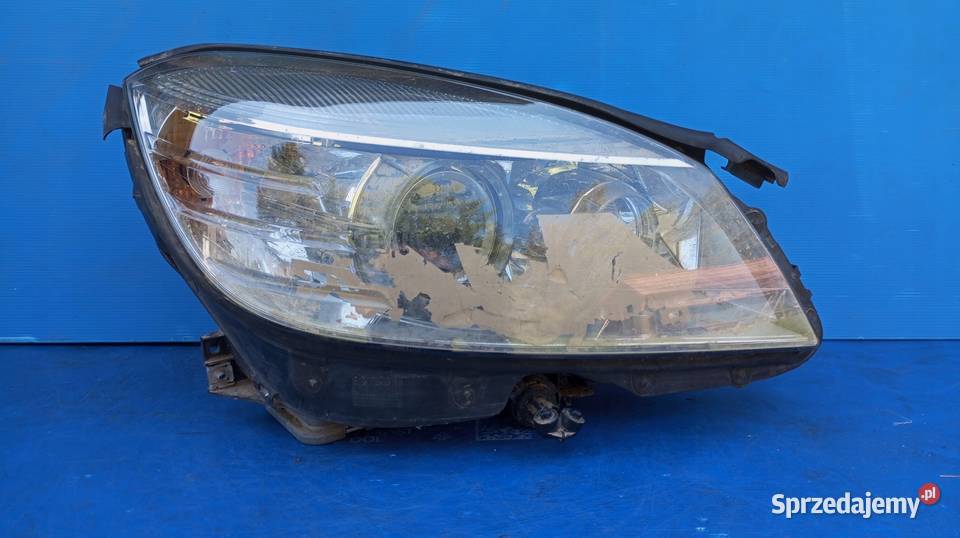 LAMPA PRAWY PRZÓD EUROPA XENON MERCEDES W204 C Nowy Tomyśl sprzedam