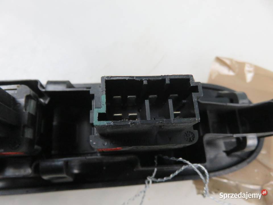 PANEL SZYB PEUGEOT 307 osobowe