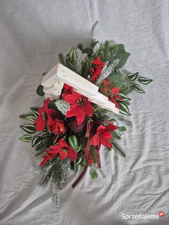 Świąteczna dekoracja nagrobna Pleszew