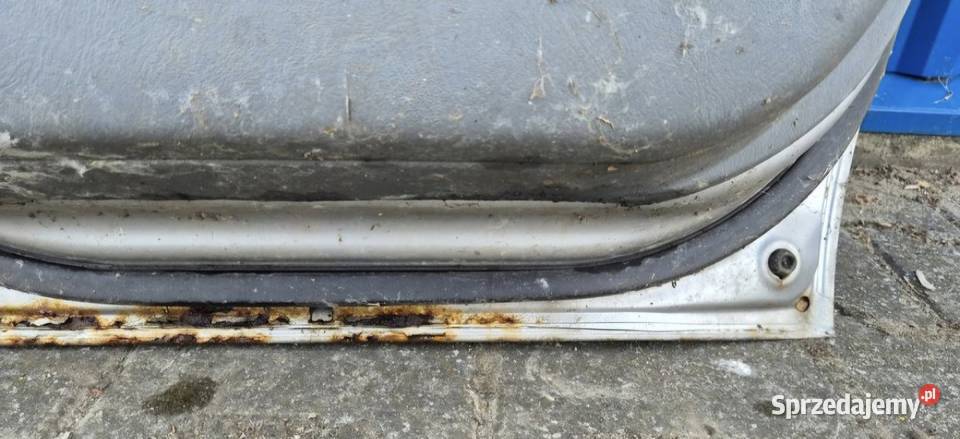 DRZWI TYŁ PRAWY TYLNE PRAWE HONDA CRV I CRV 1 osobowe Drzwi Działoszyce