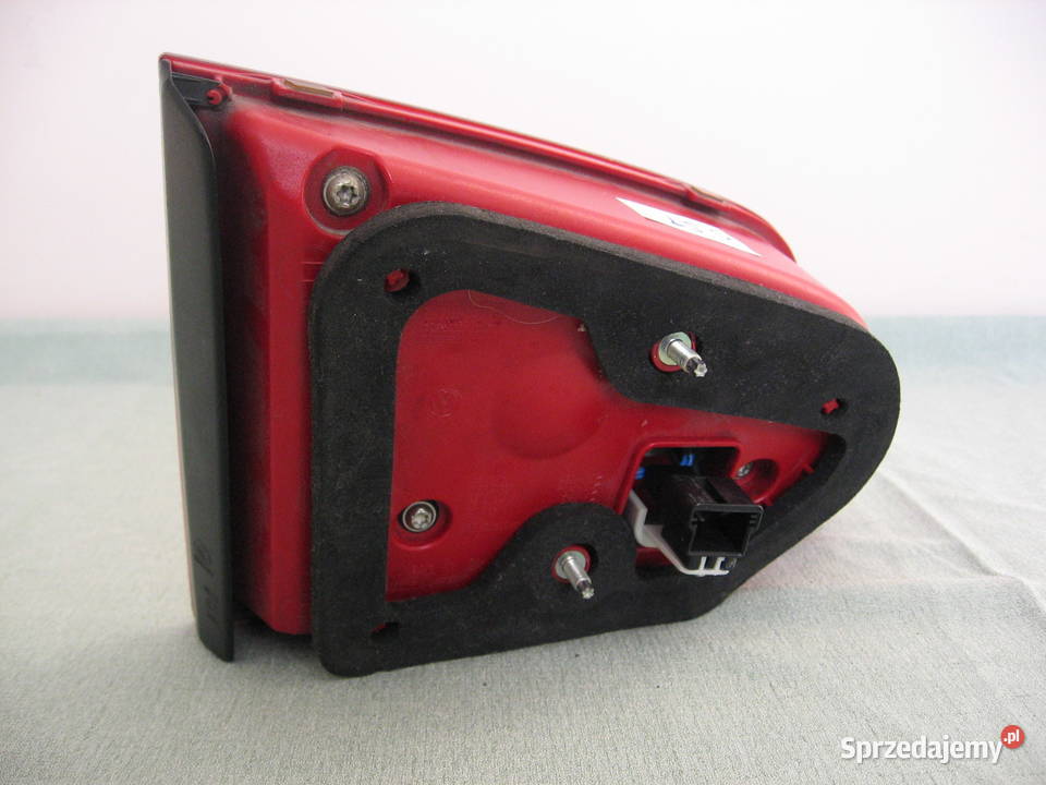 3AF945308F VW Passat B7 Lampa tylne prawa