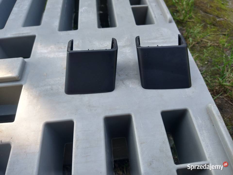 Zaślepka Relingu Środek 3B9 860 148 3B9 860 147A osobowe Radziszów sprzedam