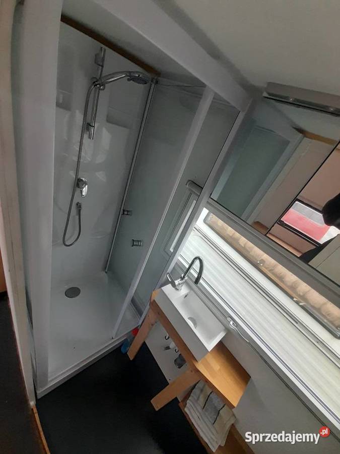 Przyczepa kempingowa Hobby wc prysznic ciepła