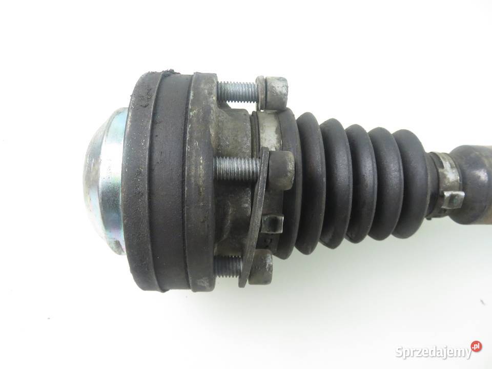 PÓŁOŚ PRAWA PRZEDNIA VW TOURAN II 20 TDI CFHC