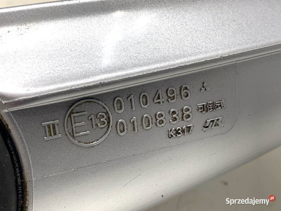 LUSTERKO PRAWY MITSUBISHI LANCER VII Kombi 0013 osobowe
